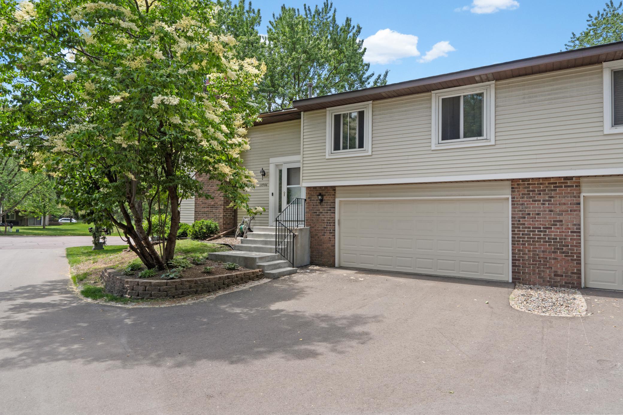 13906 Herald Way Property Photo 1