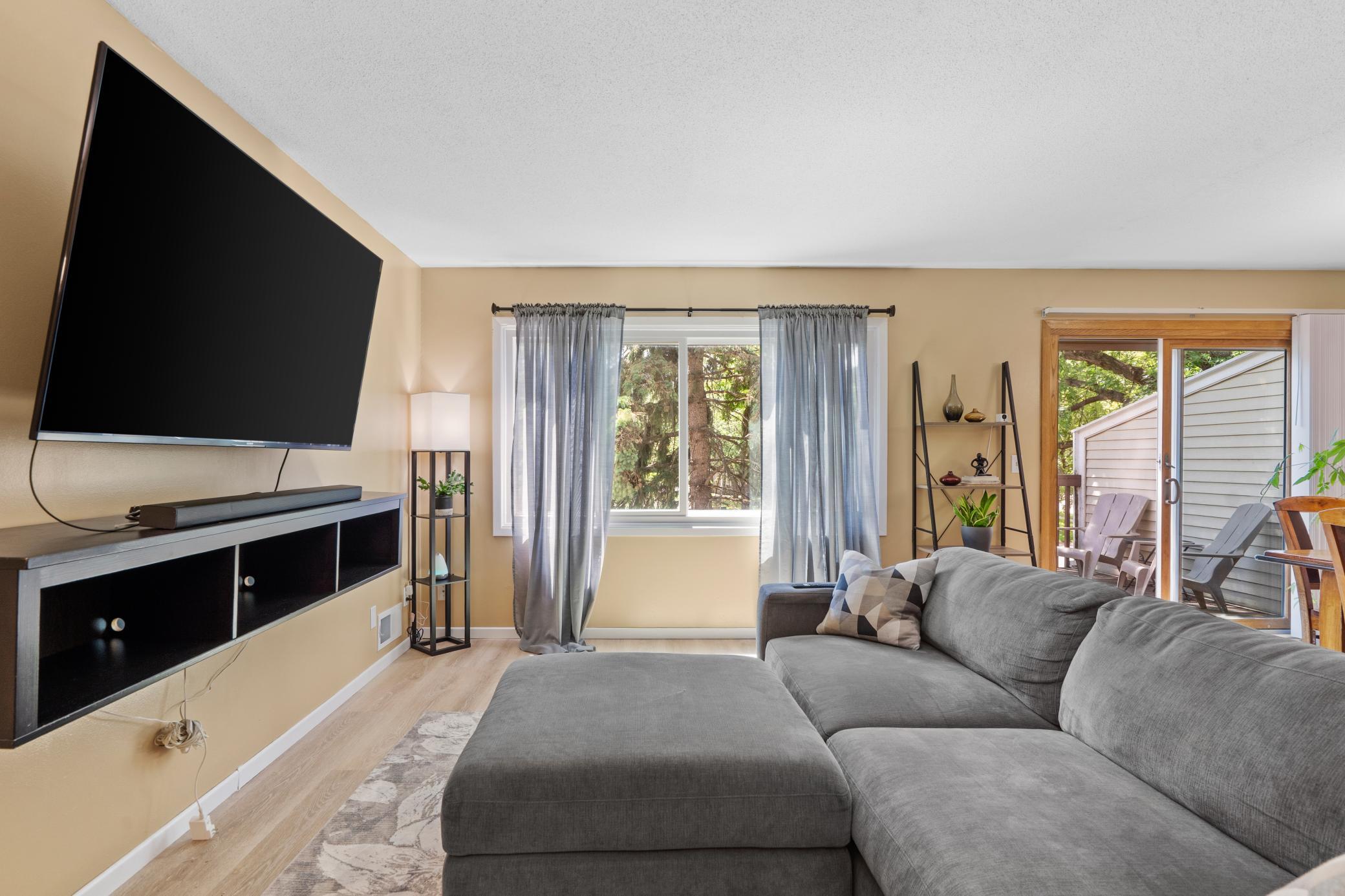 13906 Herald Way Property Photo 7