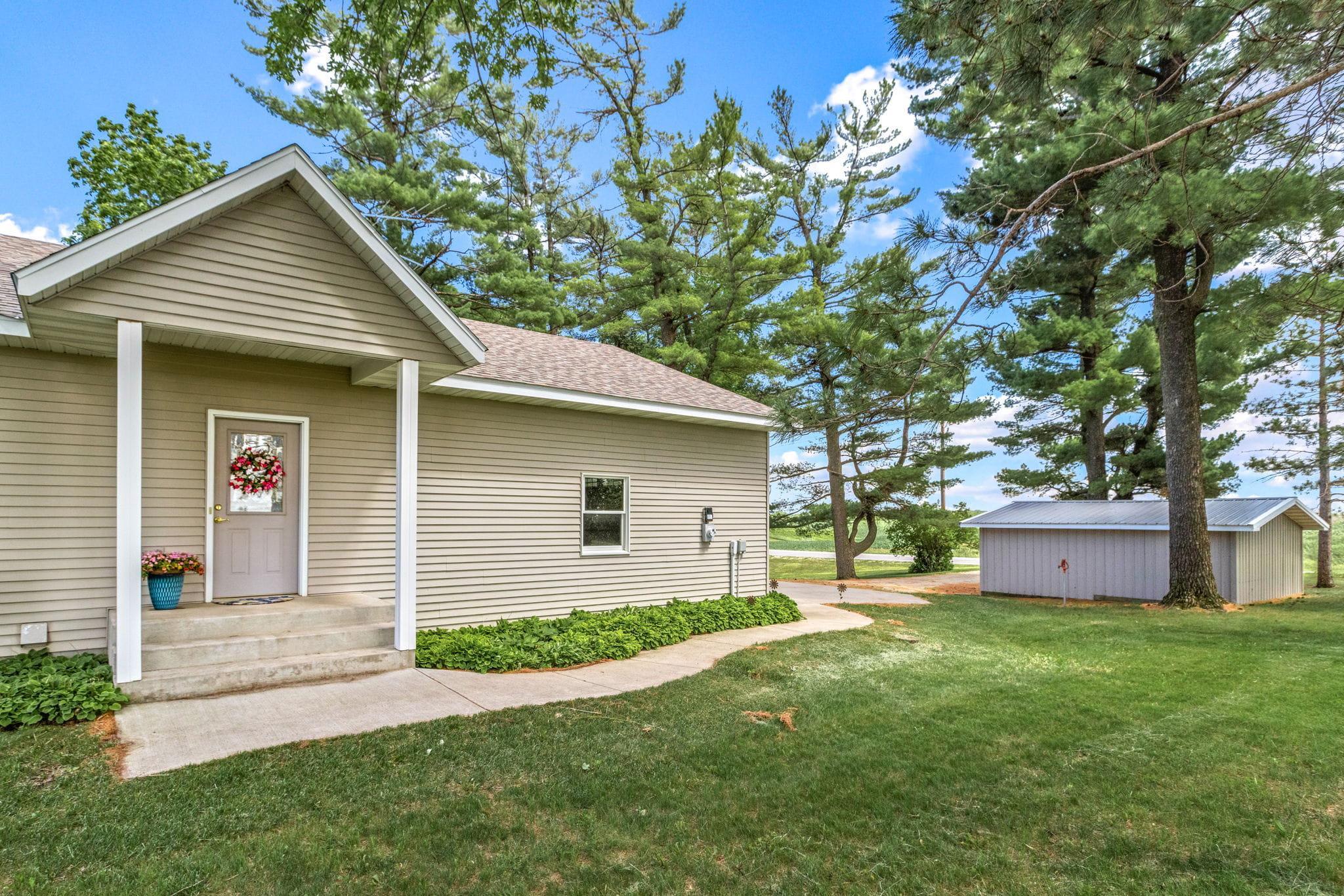 2591 290th Street E Property Photo 54