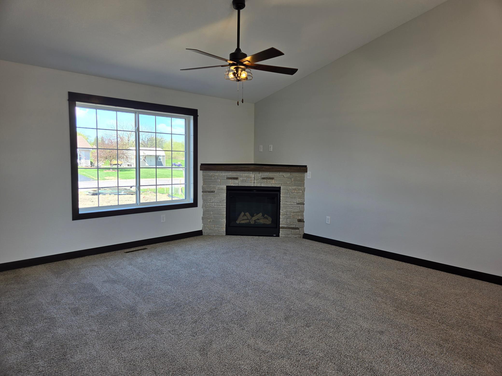 1363 Cullen Street Property Photo 13