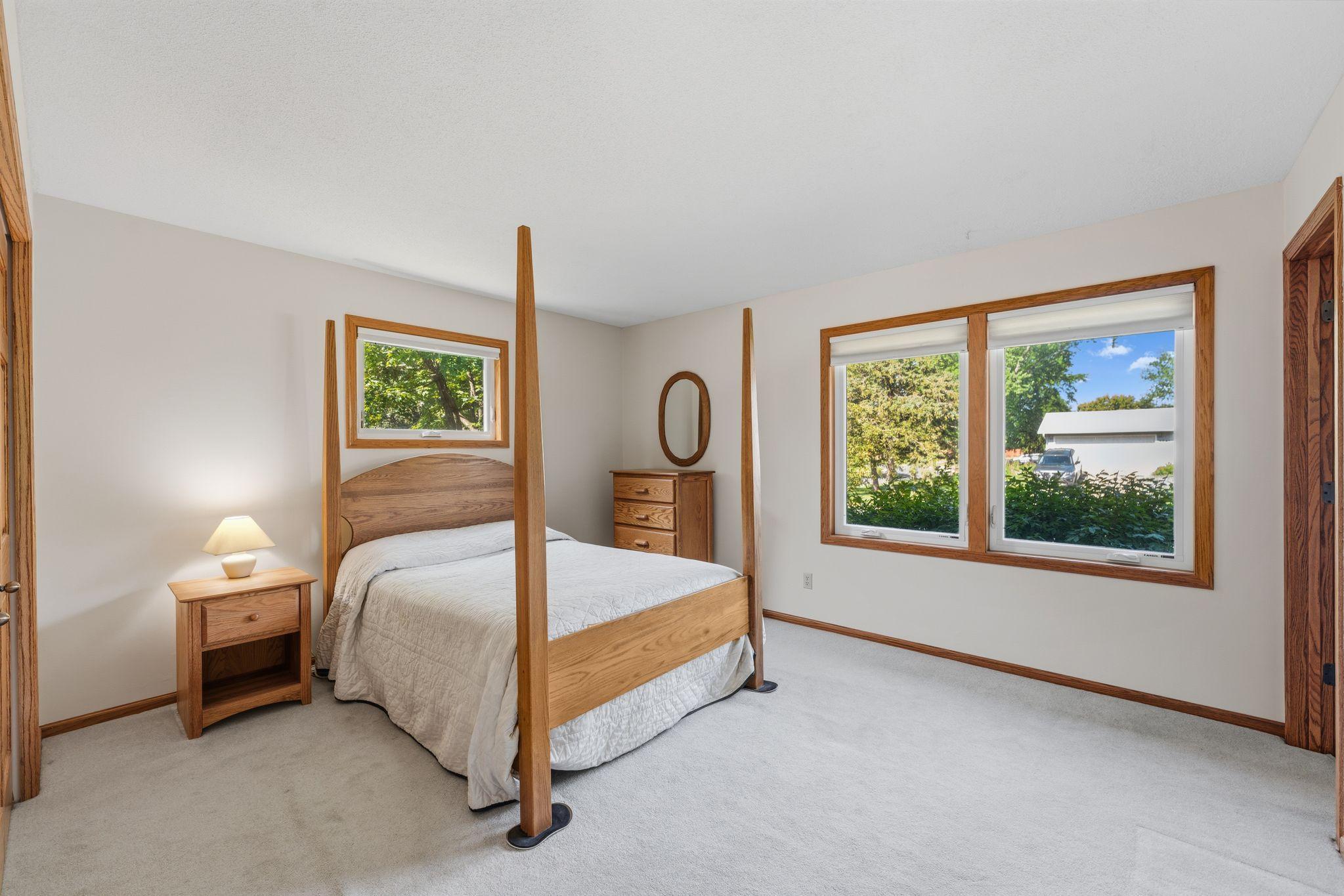 3840 Riverton Avenue Property Photo 17