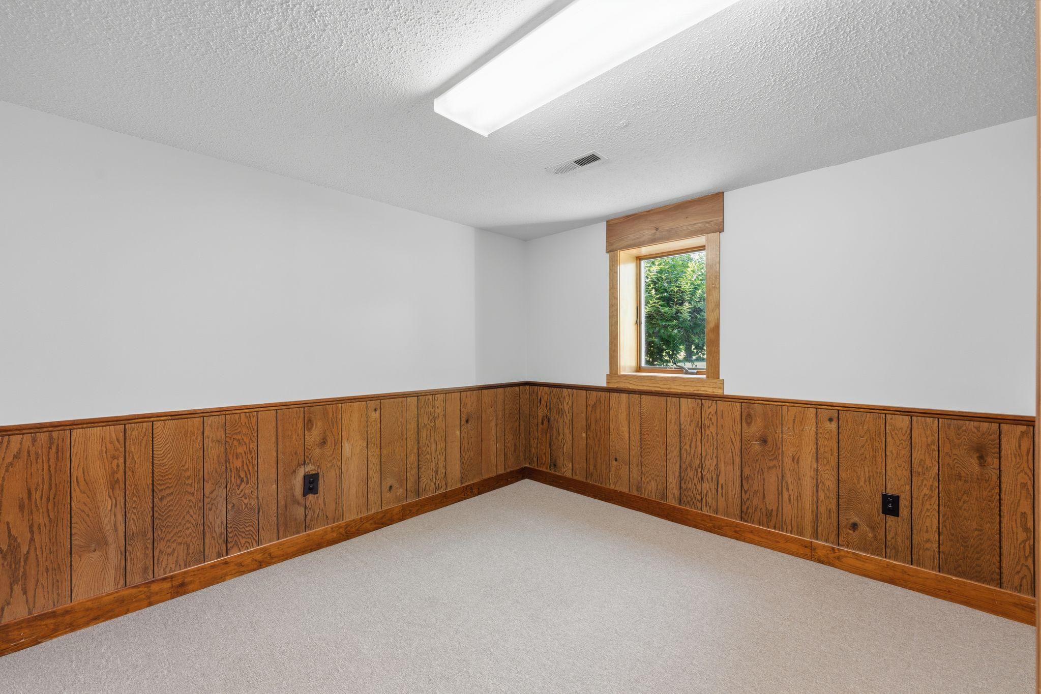 3840 Riverton Avenue Property Photo 26
