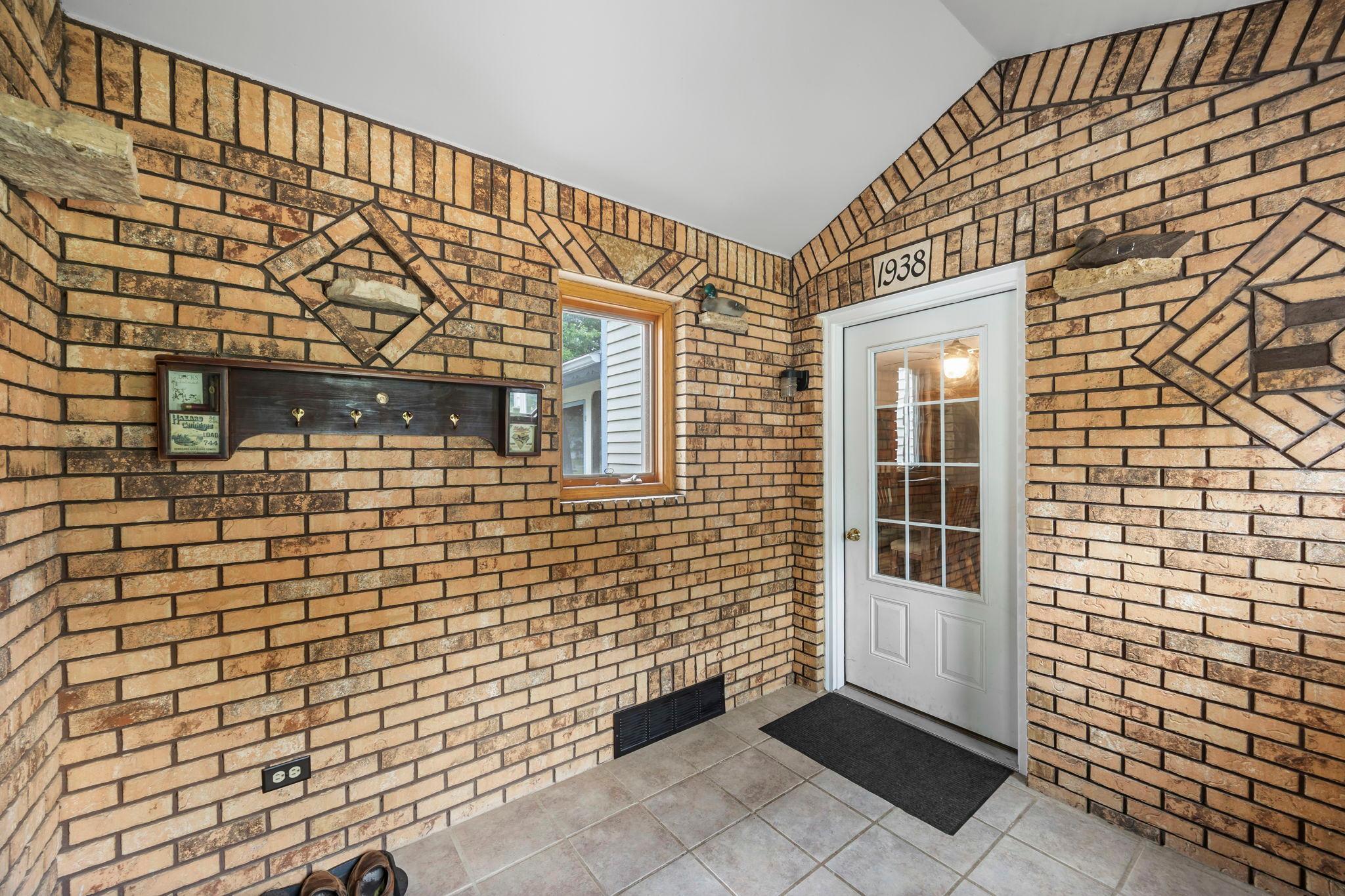 601 3rd Avenue Property Photo 15
