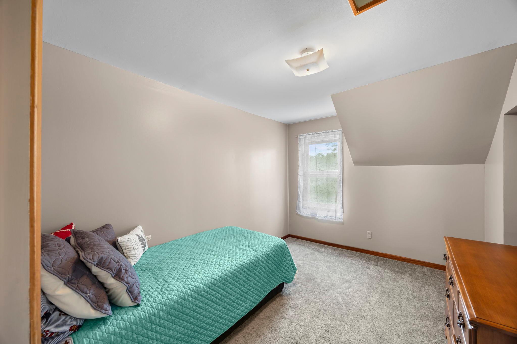 601 3rd Avenue Property Photo 32