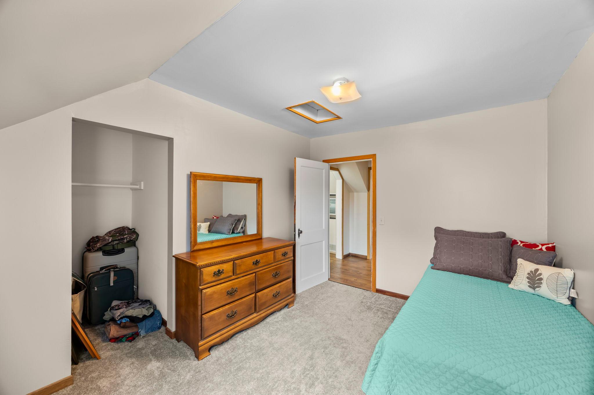 601 3rd Avenue Property Photo 33