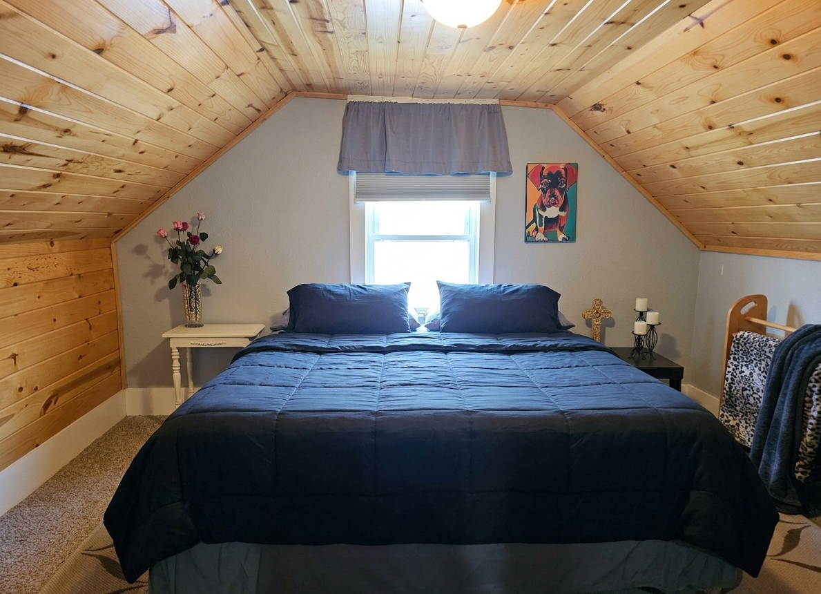 1020 Rosewood Street Property Photo 12