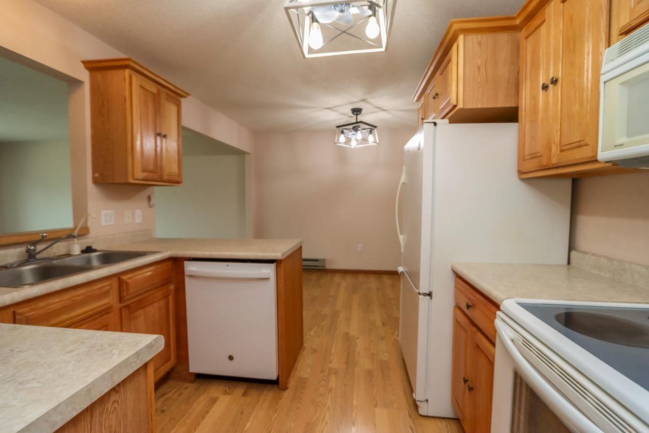 101 Albion Avenue 307 Property Photo 11