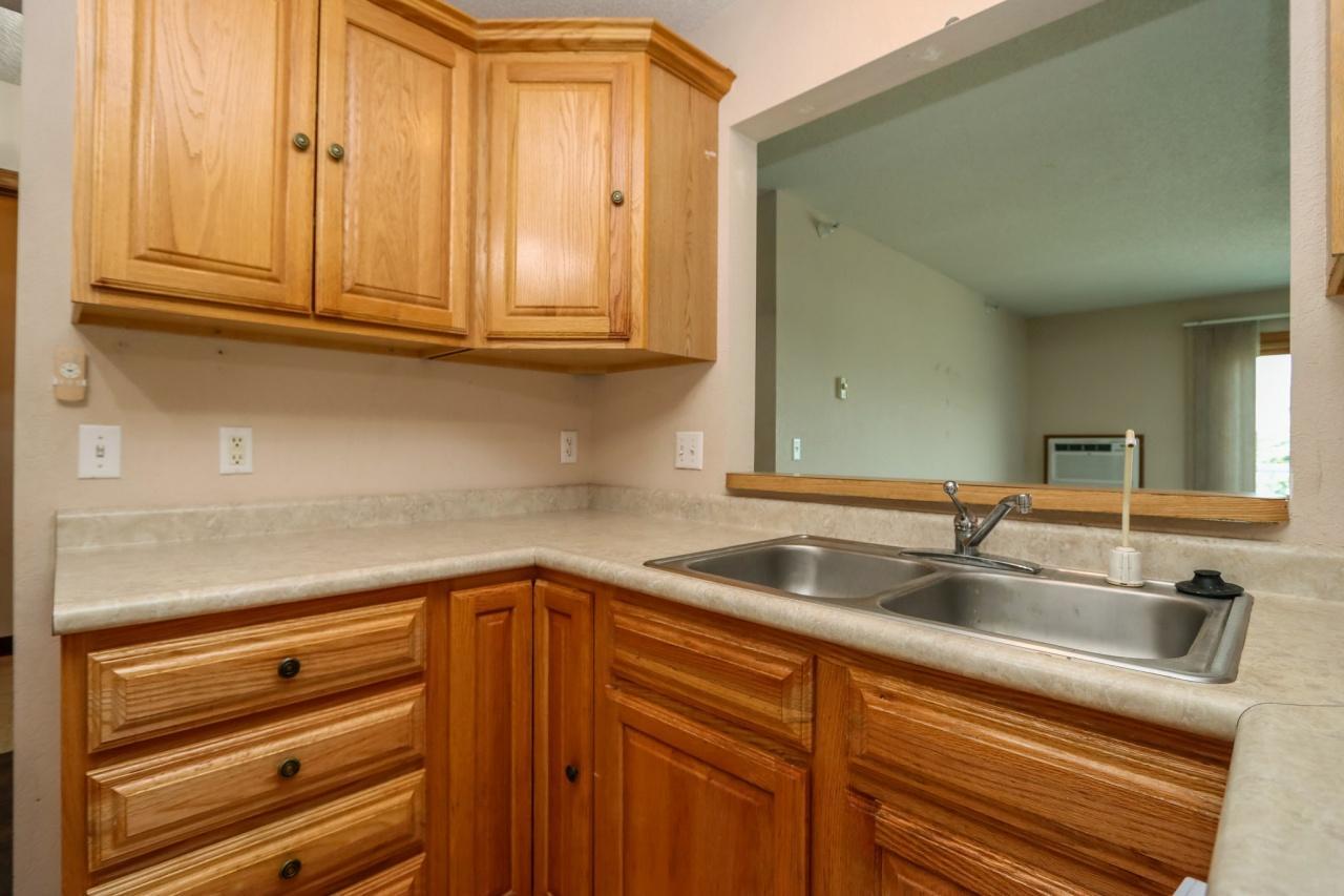 101 Albion Avenue 307 Property Photo 14