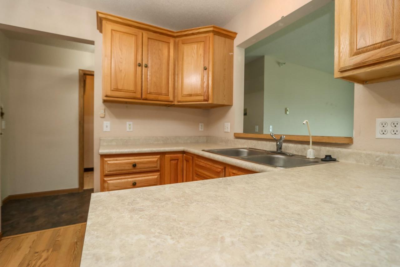 101 Albion Avenue 307 Property Photo 16