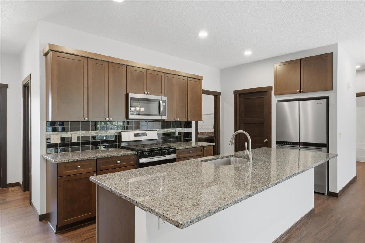 482 Westwood Property Photo 12