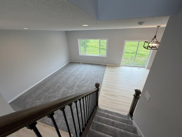 987 45th Avenue Ne Property Photo 12