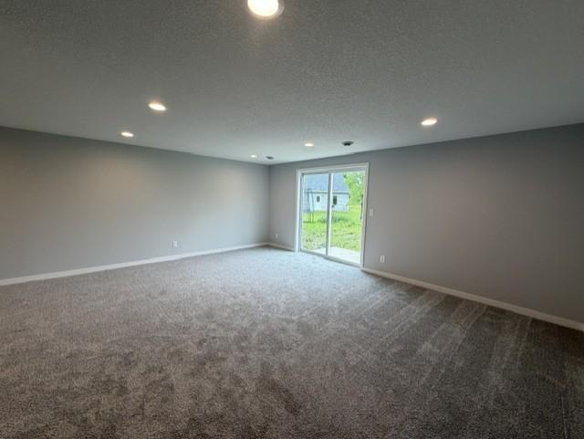 987 45th Avenue Ne Property Photo 37
