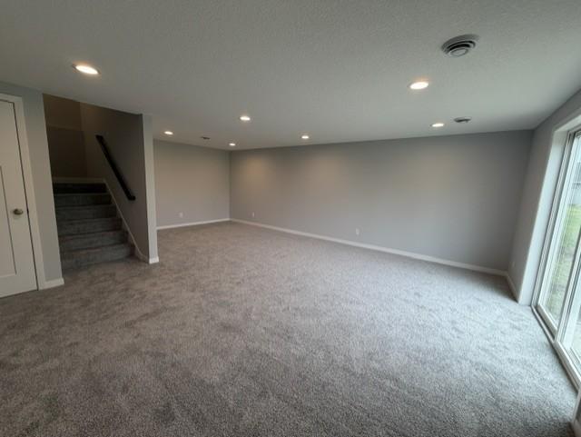 987 45th Avenue Ne Property Photo 38