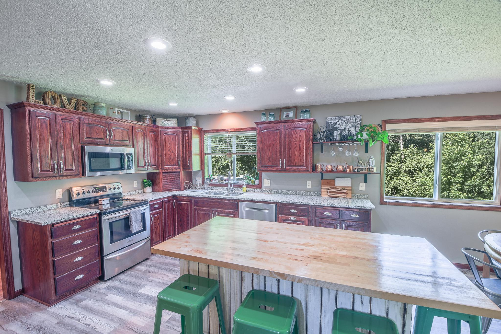 1815 Star Drive Property Photo 4