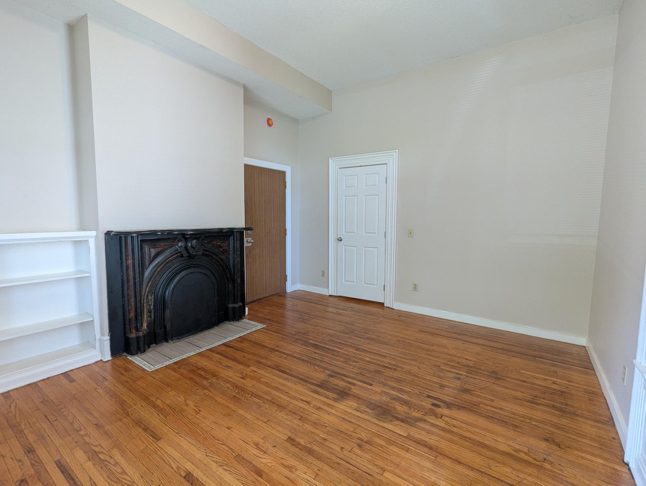 2106 Elliot Avenue Property Photo 5
