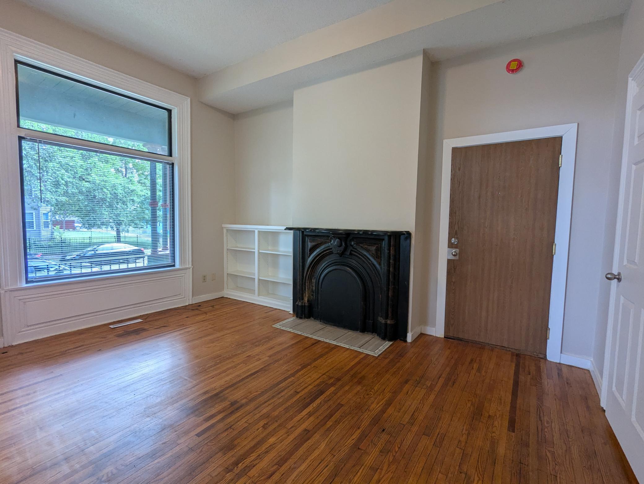 2106 Elliot Avenue Property Photo 6
