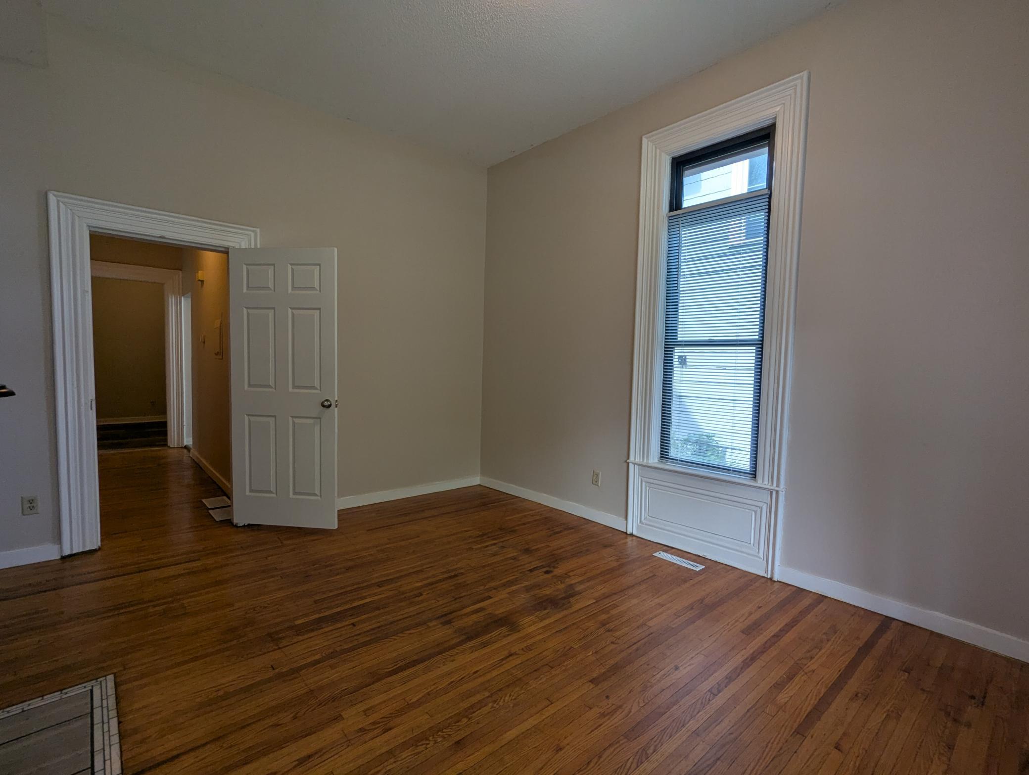 2106 Elliot Avenue Property Photo 8