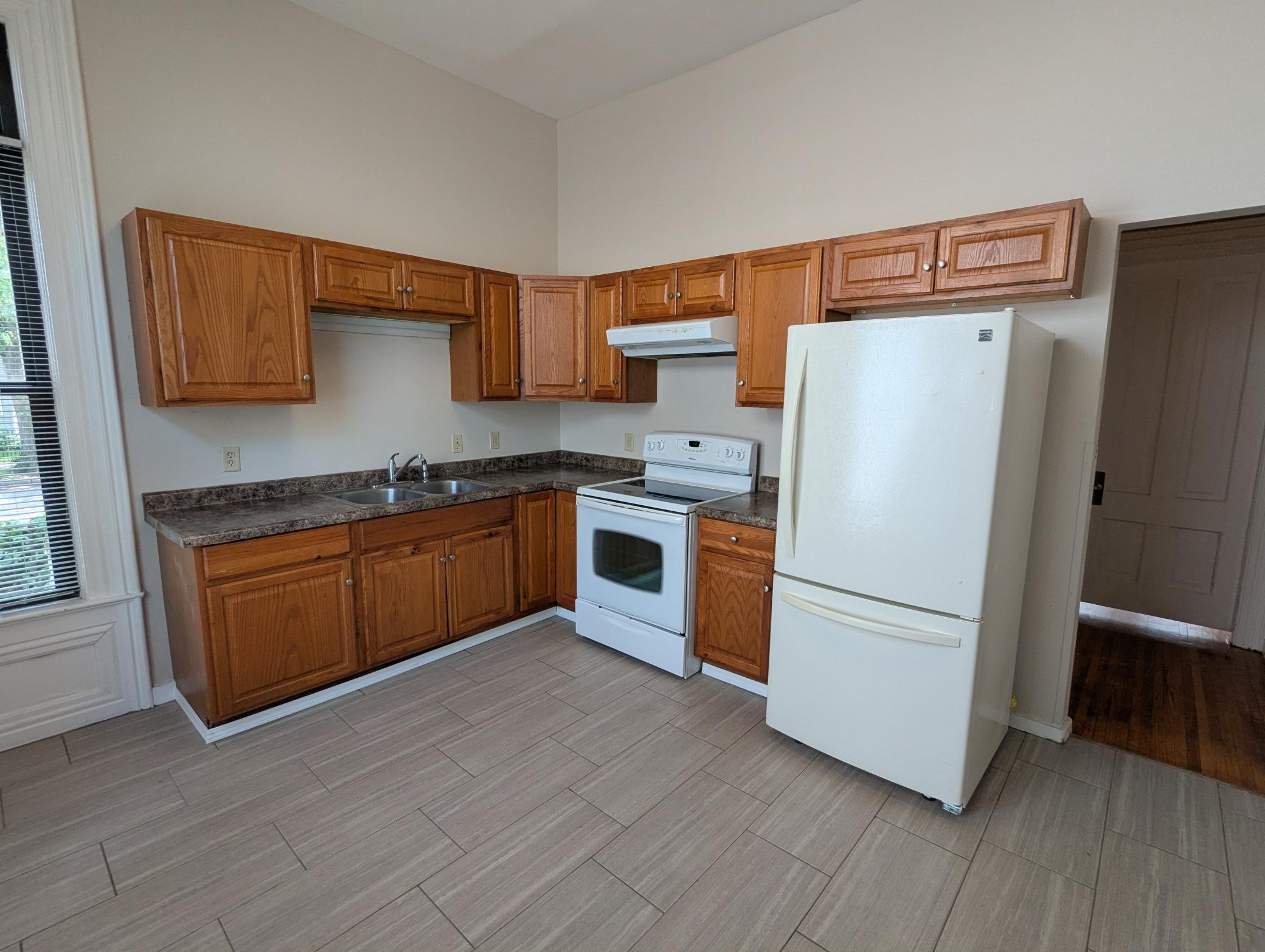 2106 Elliot Avenue Property Photo 10