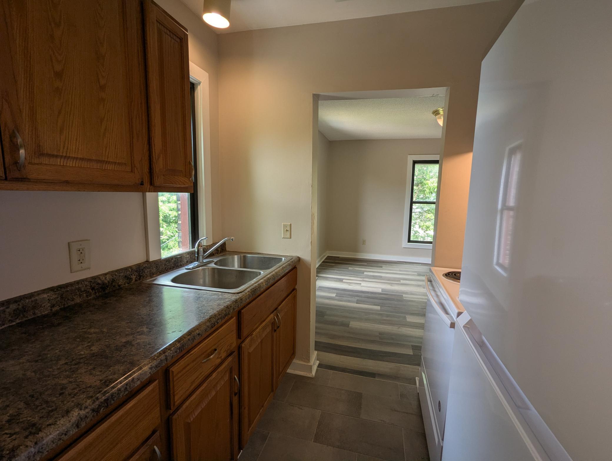 2106 Elliot Avenue Property Photo 44