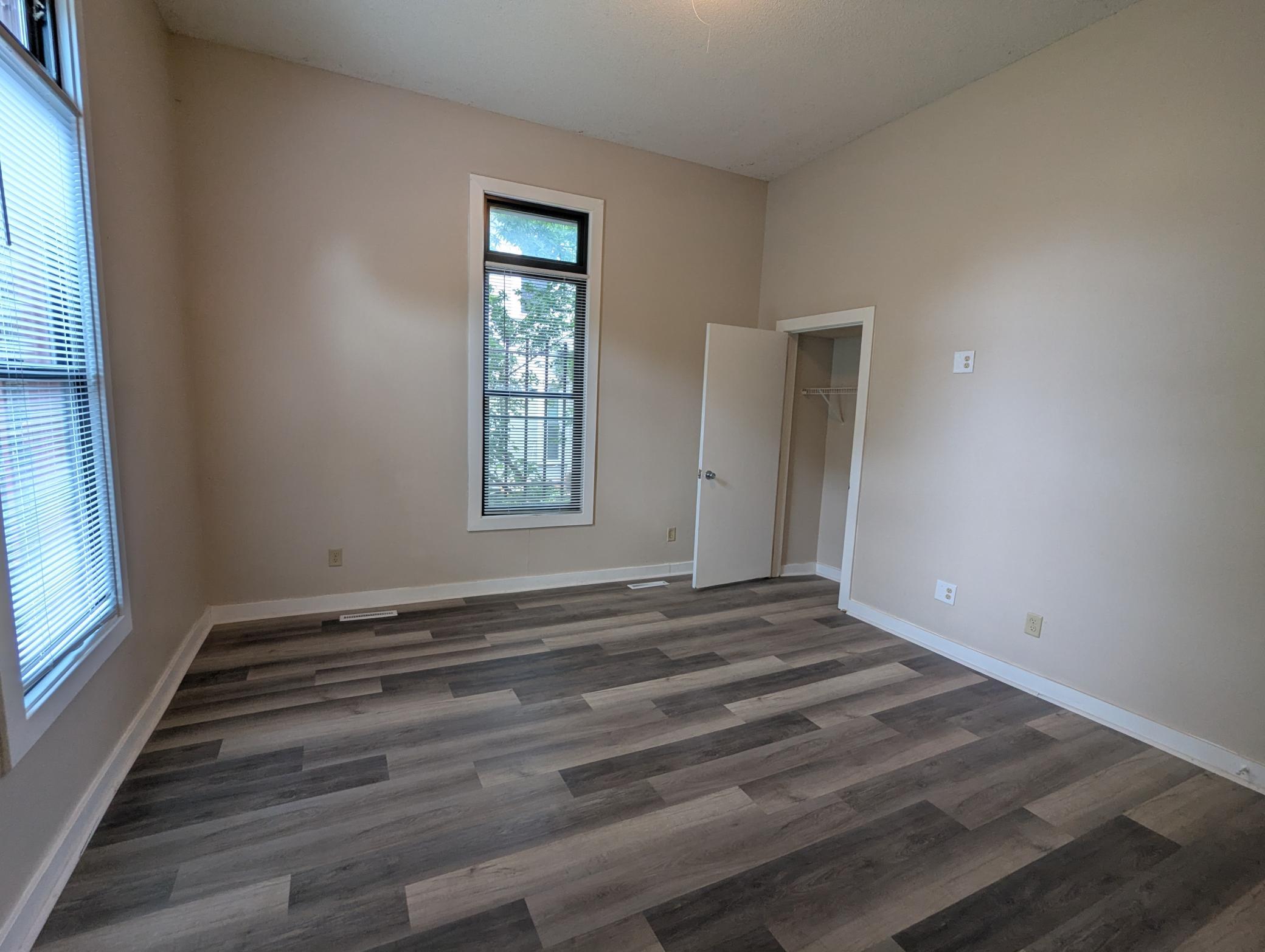 2106 Elliot Avenue Property Photo 49