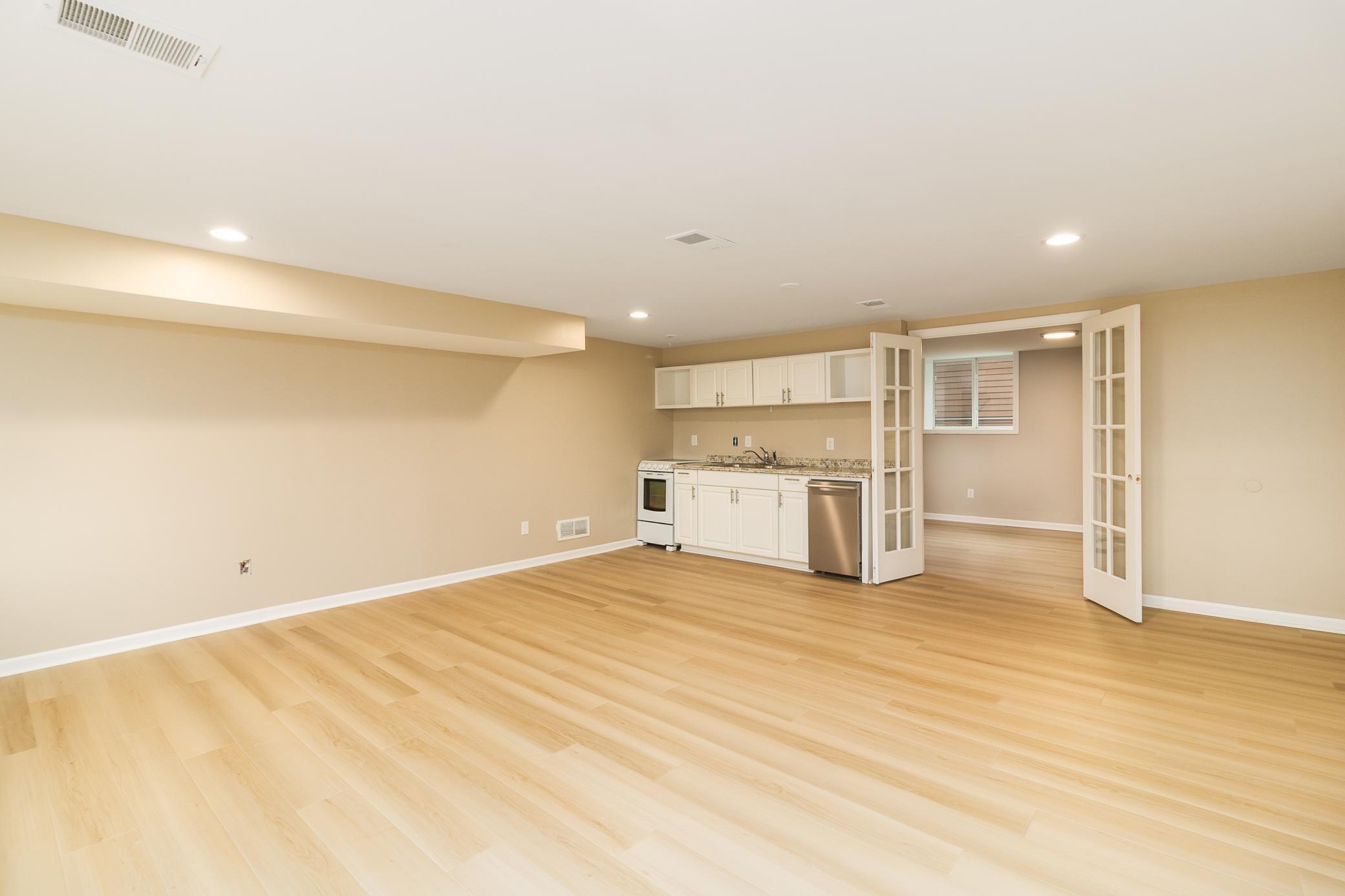 4858 Irving Avenue S Property Photo 29