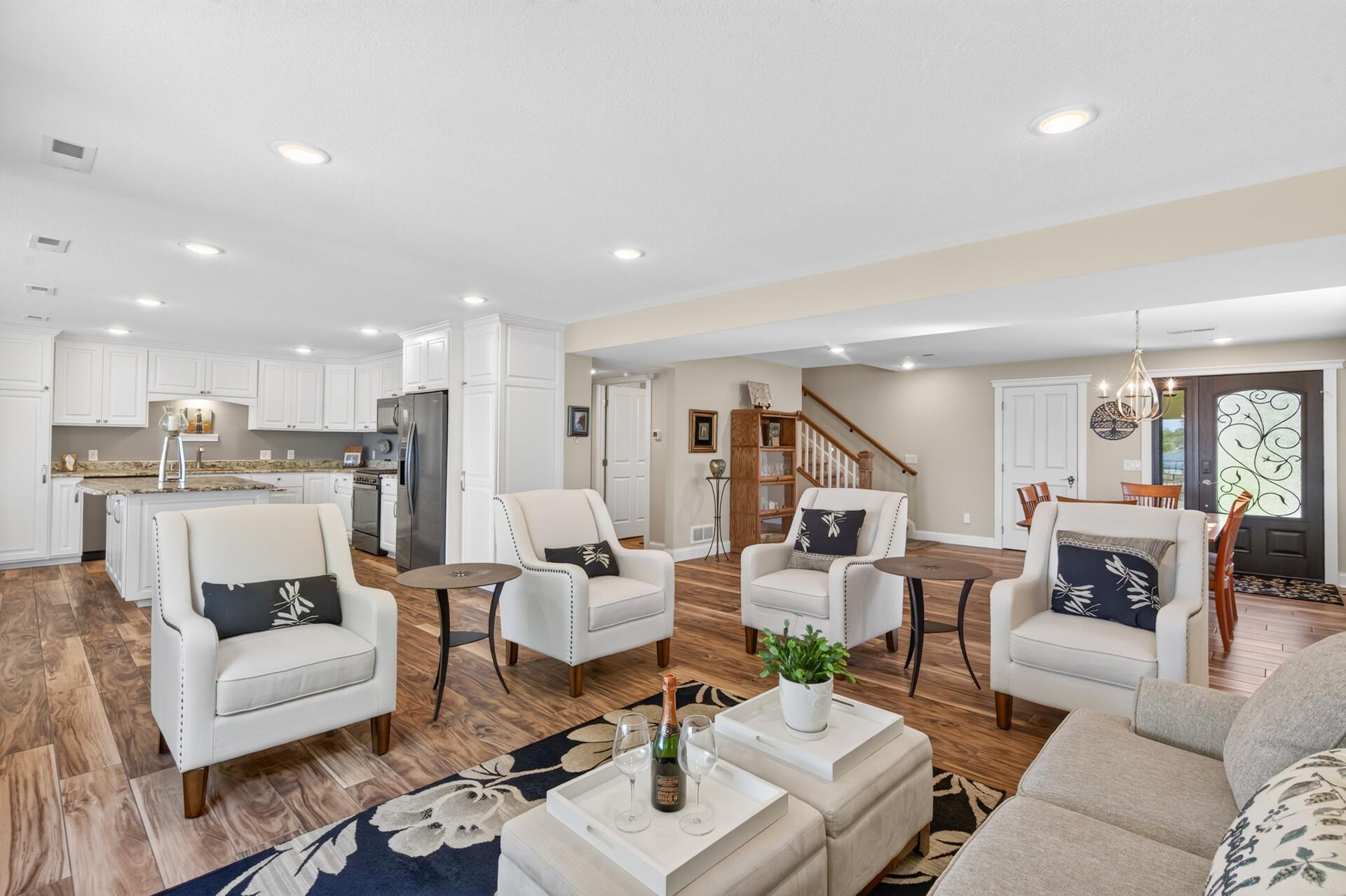 2790 S Shore Drive Property Photo 6