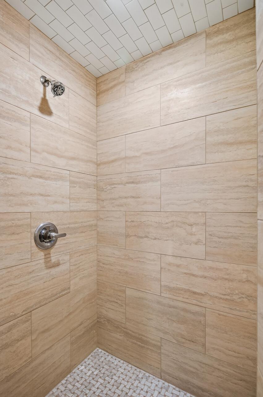 2790 S Shore Drive Property Photo 29