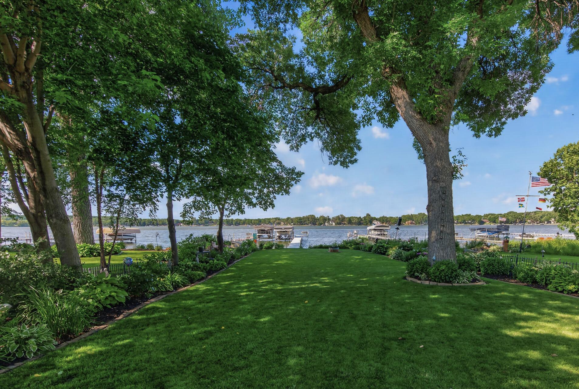 2790 S Shore Drive Property Photo 37