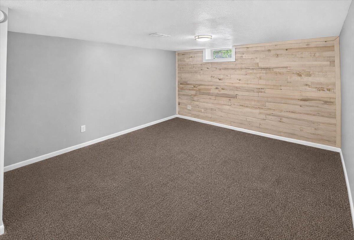 855 Spring Street Property Photo 14