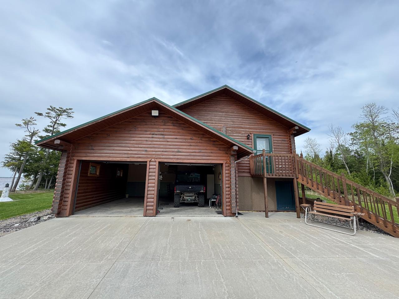 53401 Arbor Ridge Road Ne Property Photo 4