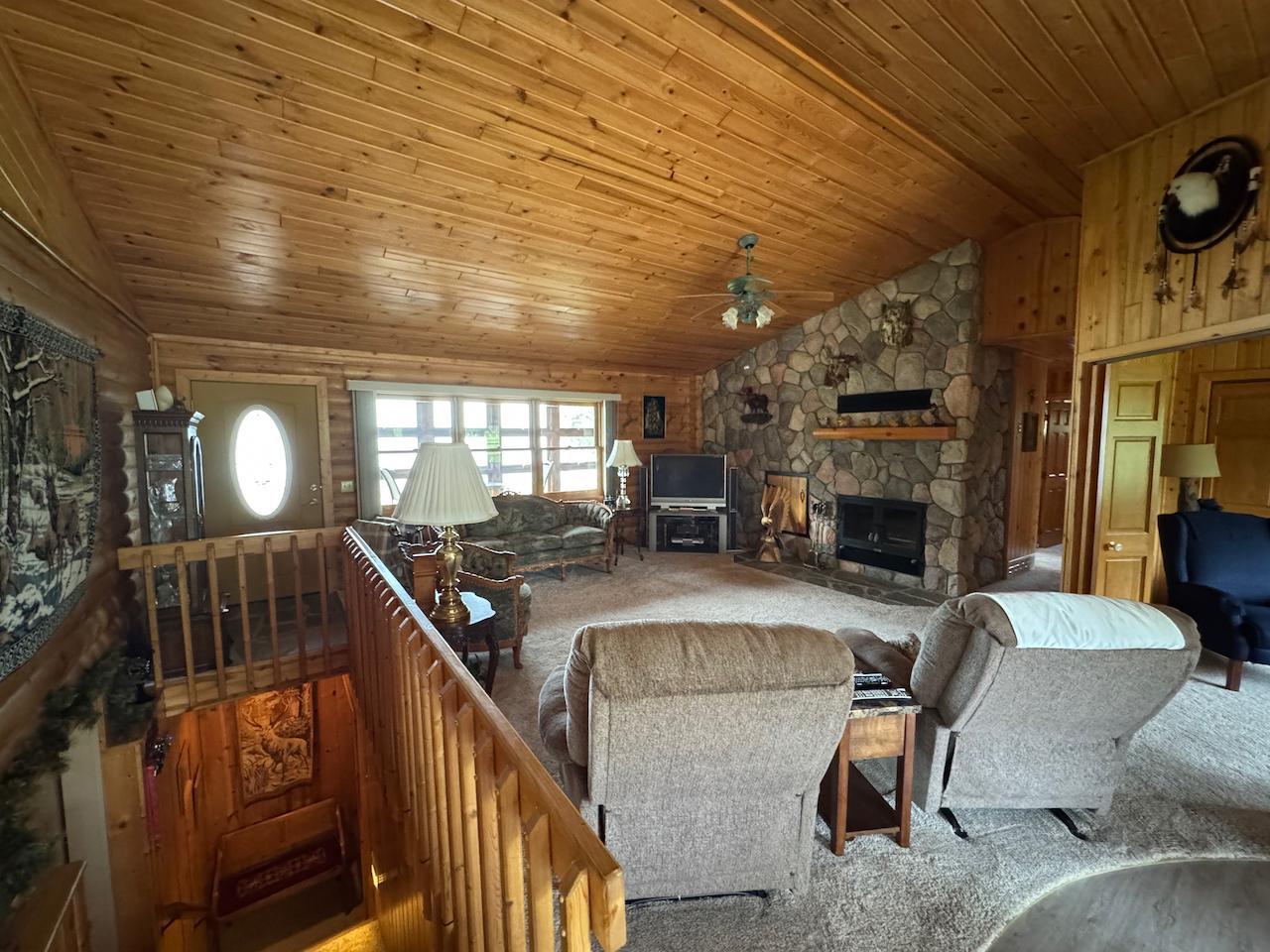 53401 Arbor Ridge Road Ne Property Photo 12
