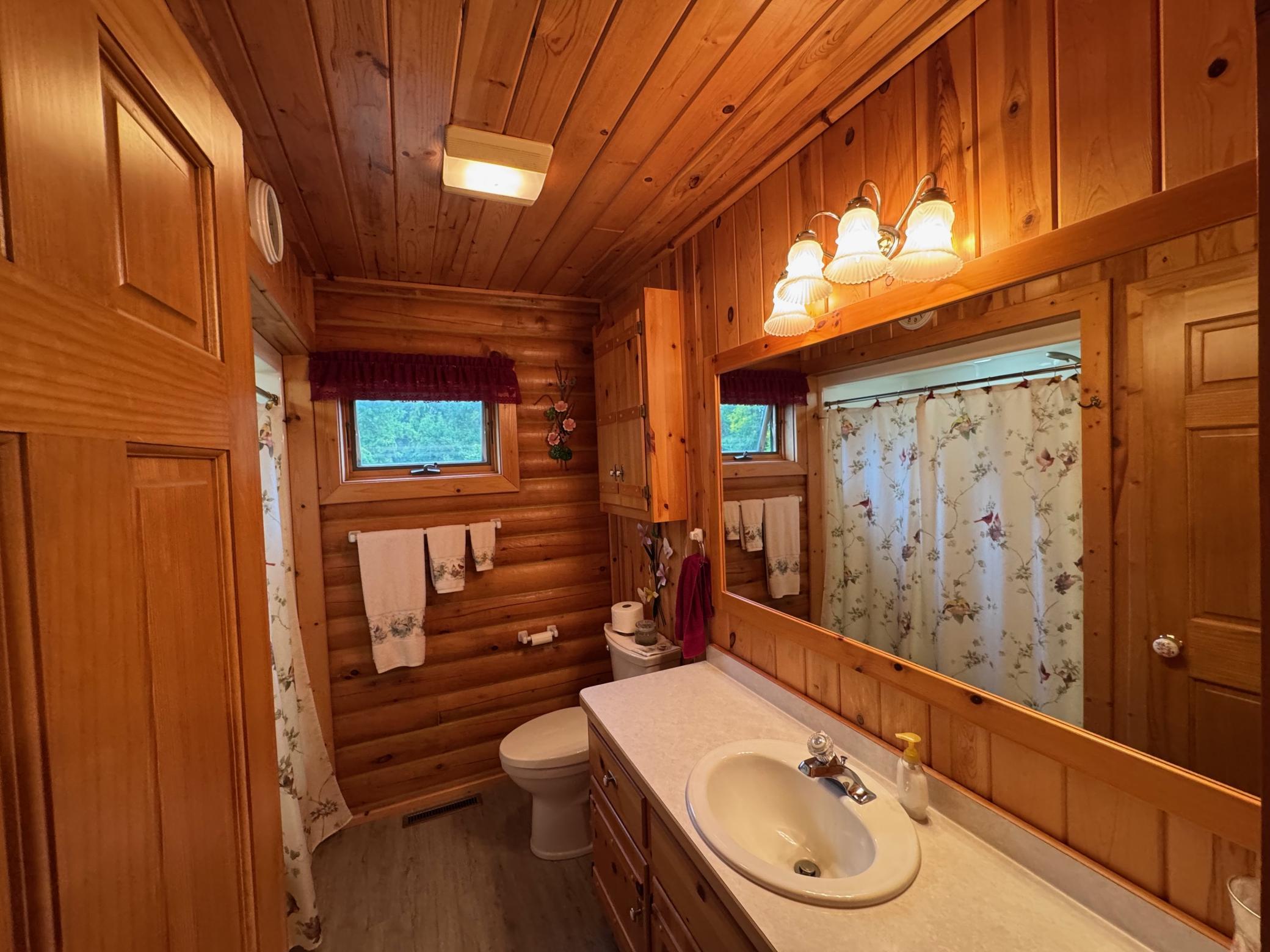 53401 Arbor Ridge Road Ne Property Photo 31