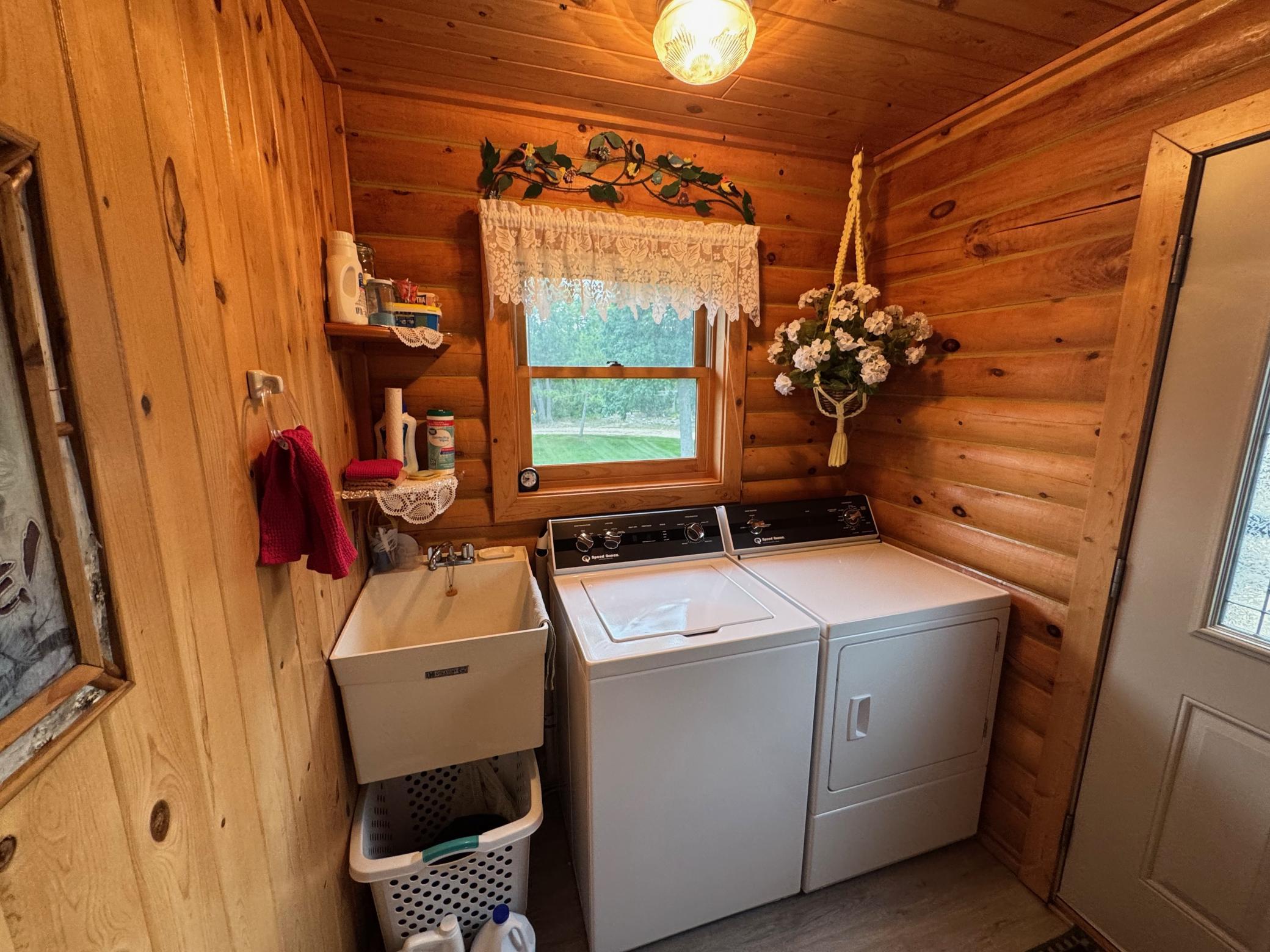 53401 Arbor Ridge Road Ne Property Photo 60