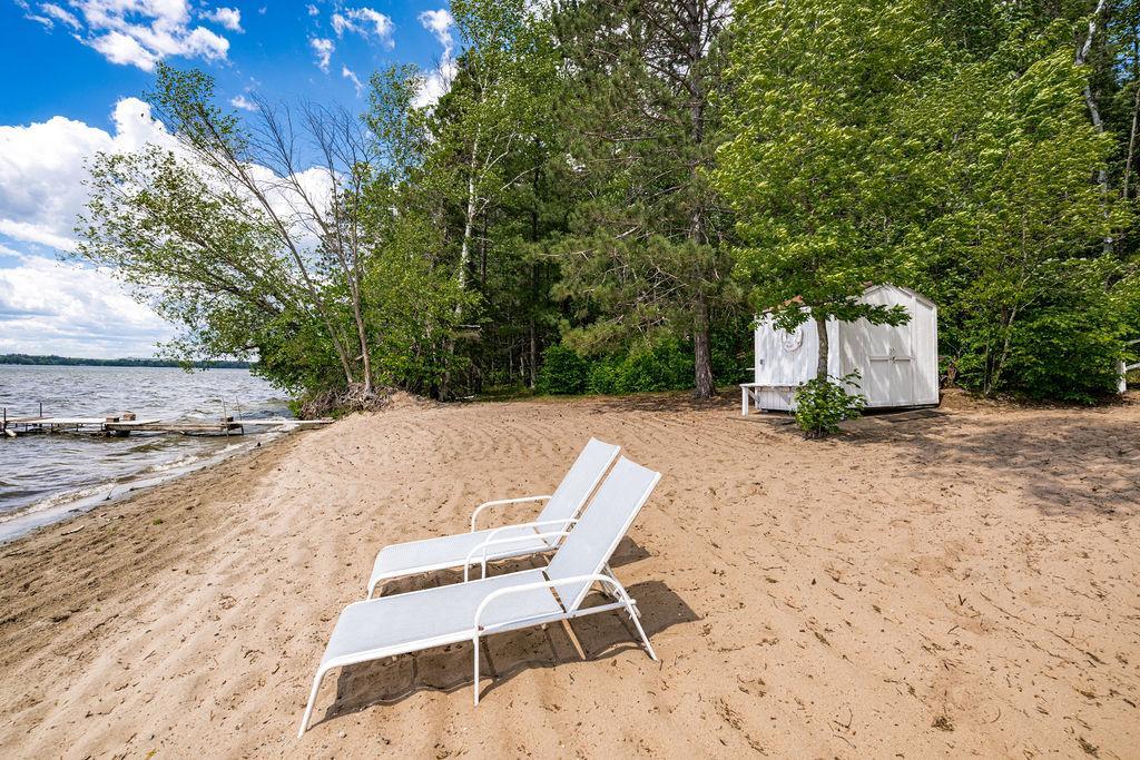 30149 E Shore Drive Property Photo 3