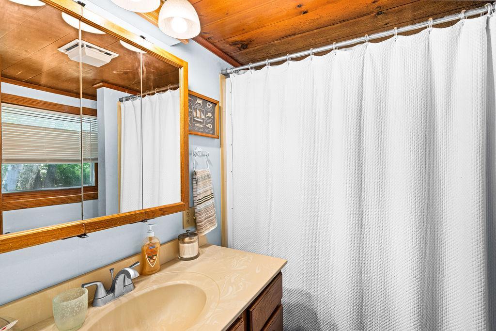 30149 E Shore Drive Property Photo 17