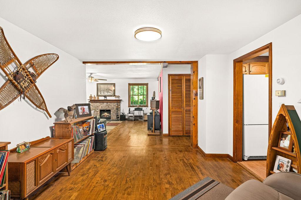 30149 E Shore Drive Property Photo 19