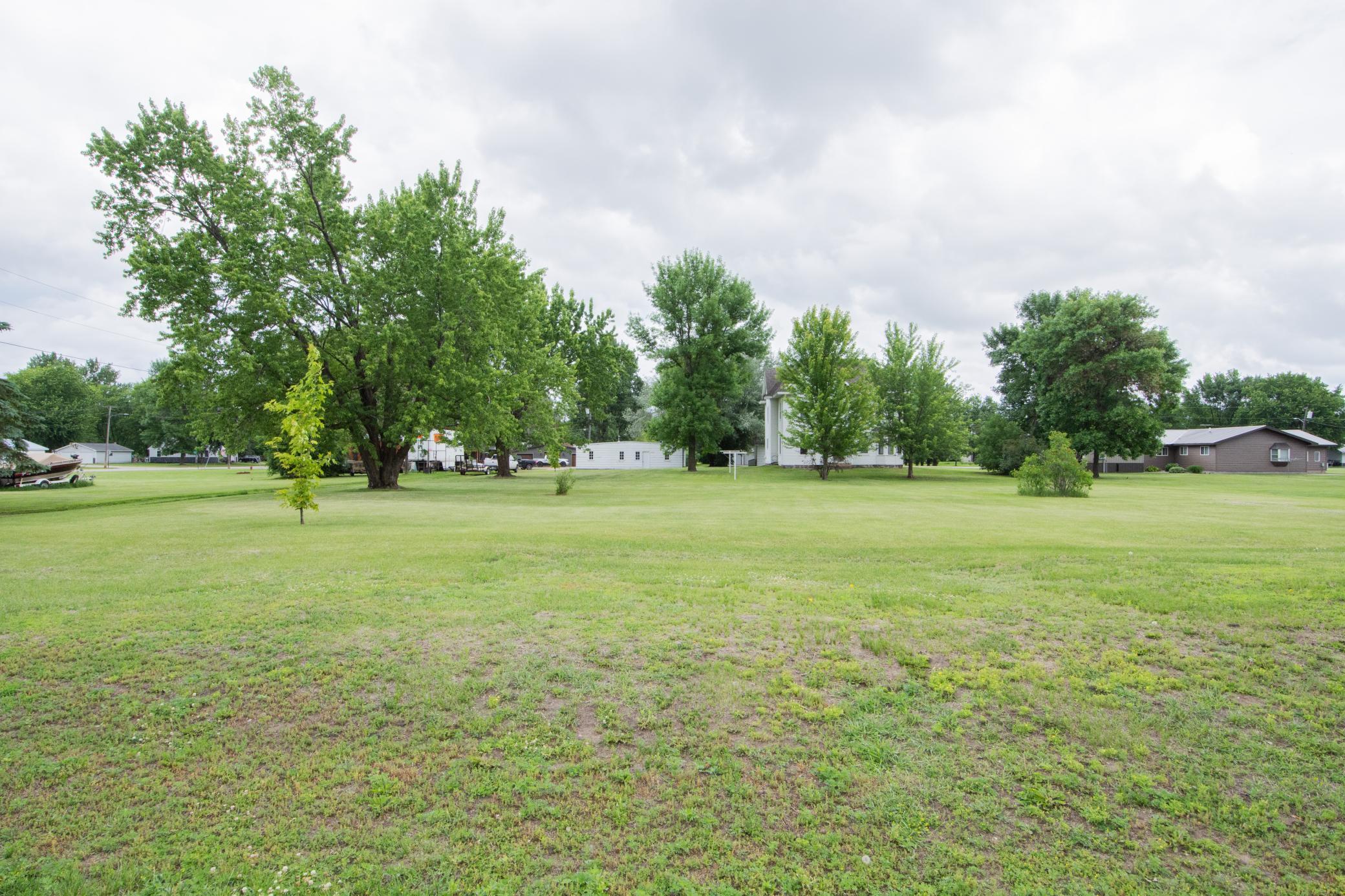 204 3rd Avenue E Property Photo 13