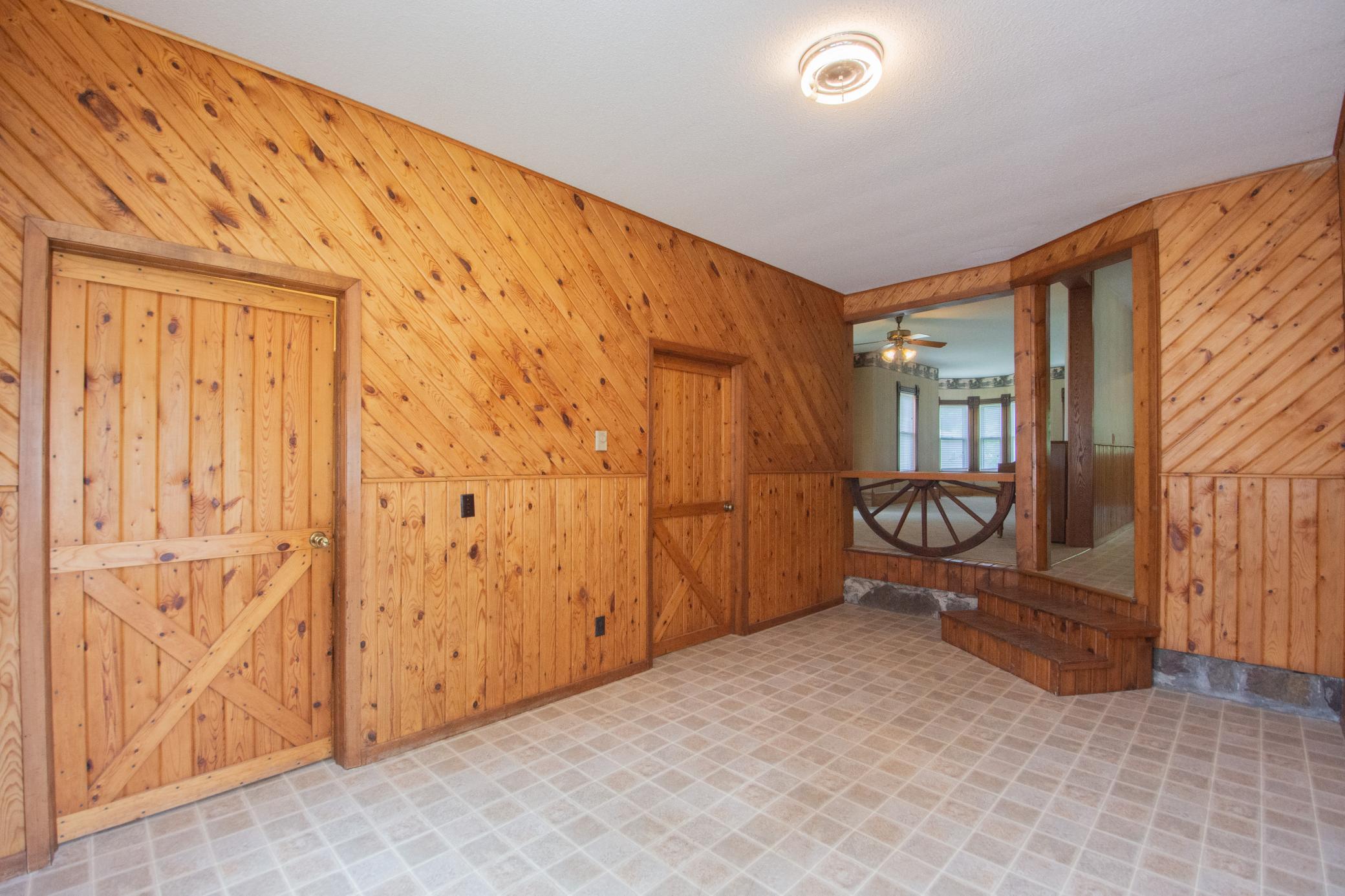 204 3rd Avenue E Property Photo 26