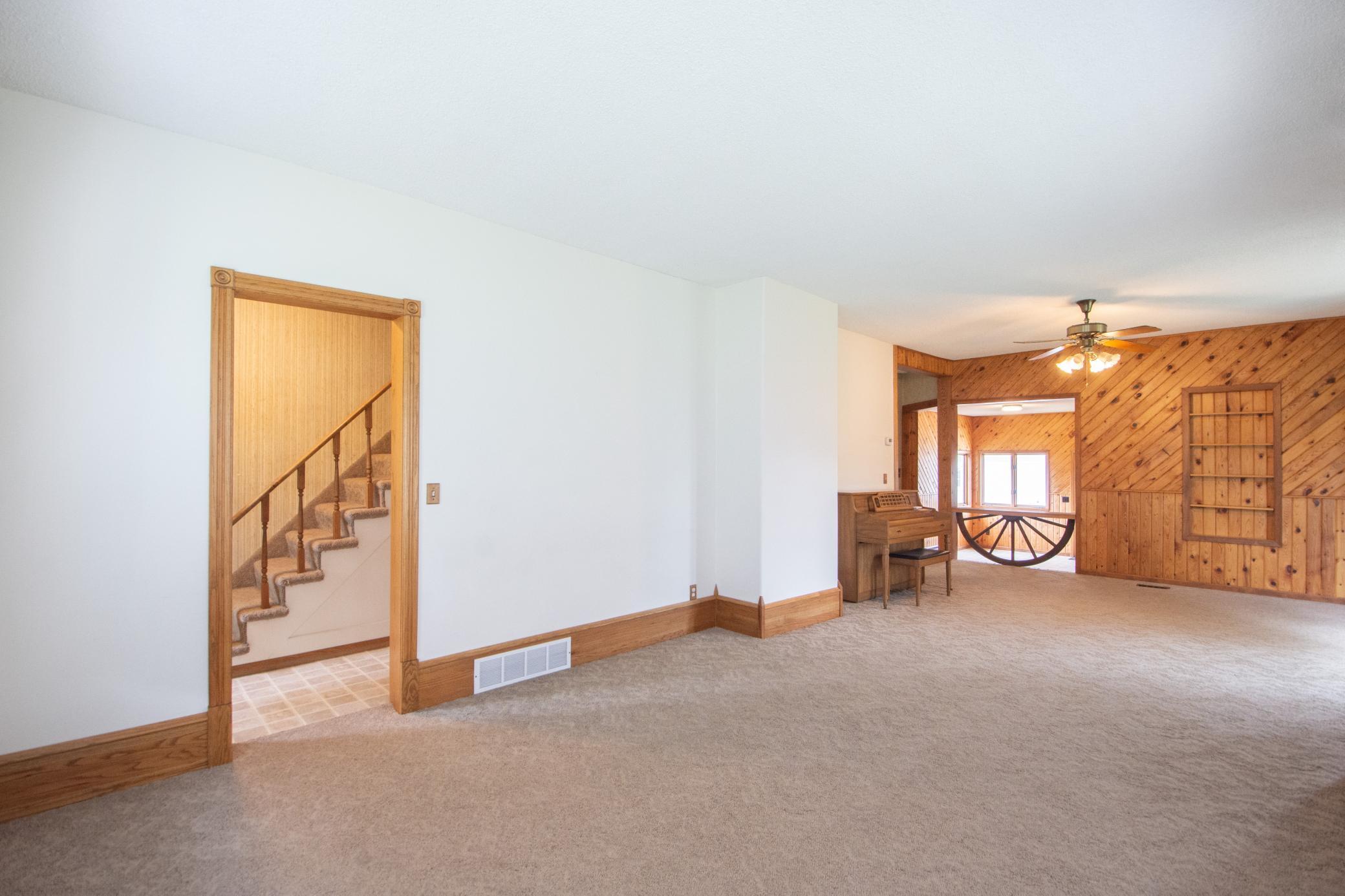 204 3rd Avenue E Property Photo 33