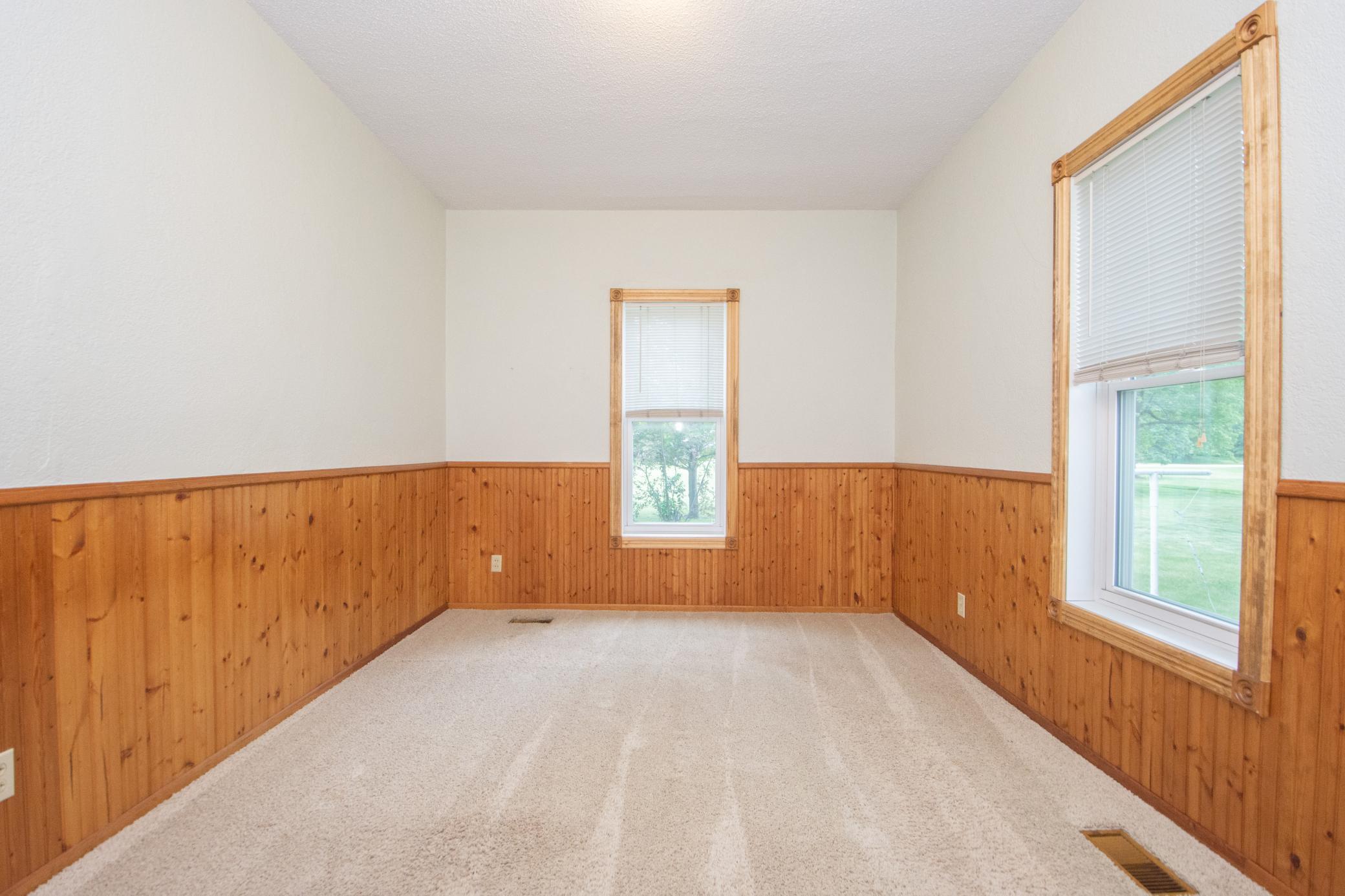 204 3rd Avenue E Property Photo 47