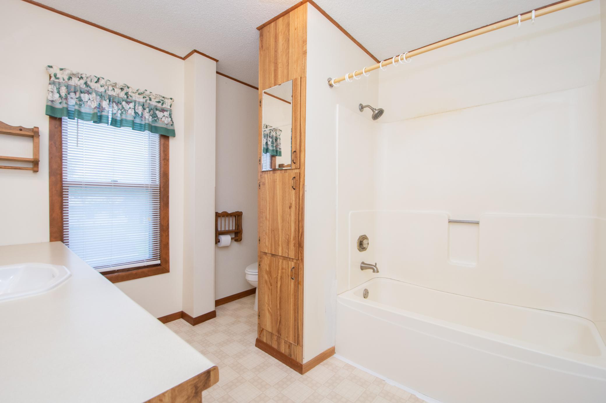 204 3rd Avenue E Property Photo 59