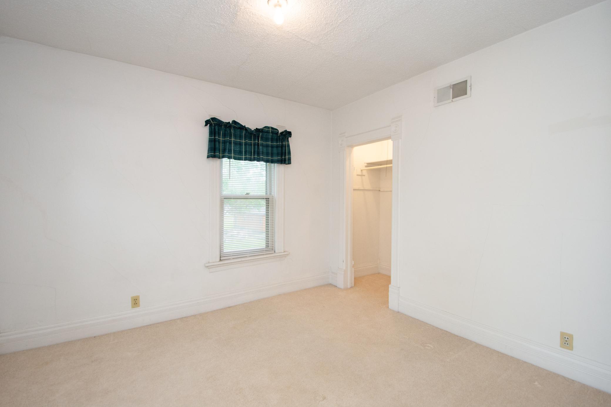 204 3rd Avenue E Property Photo 66