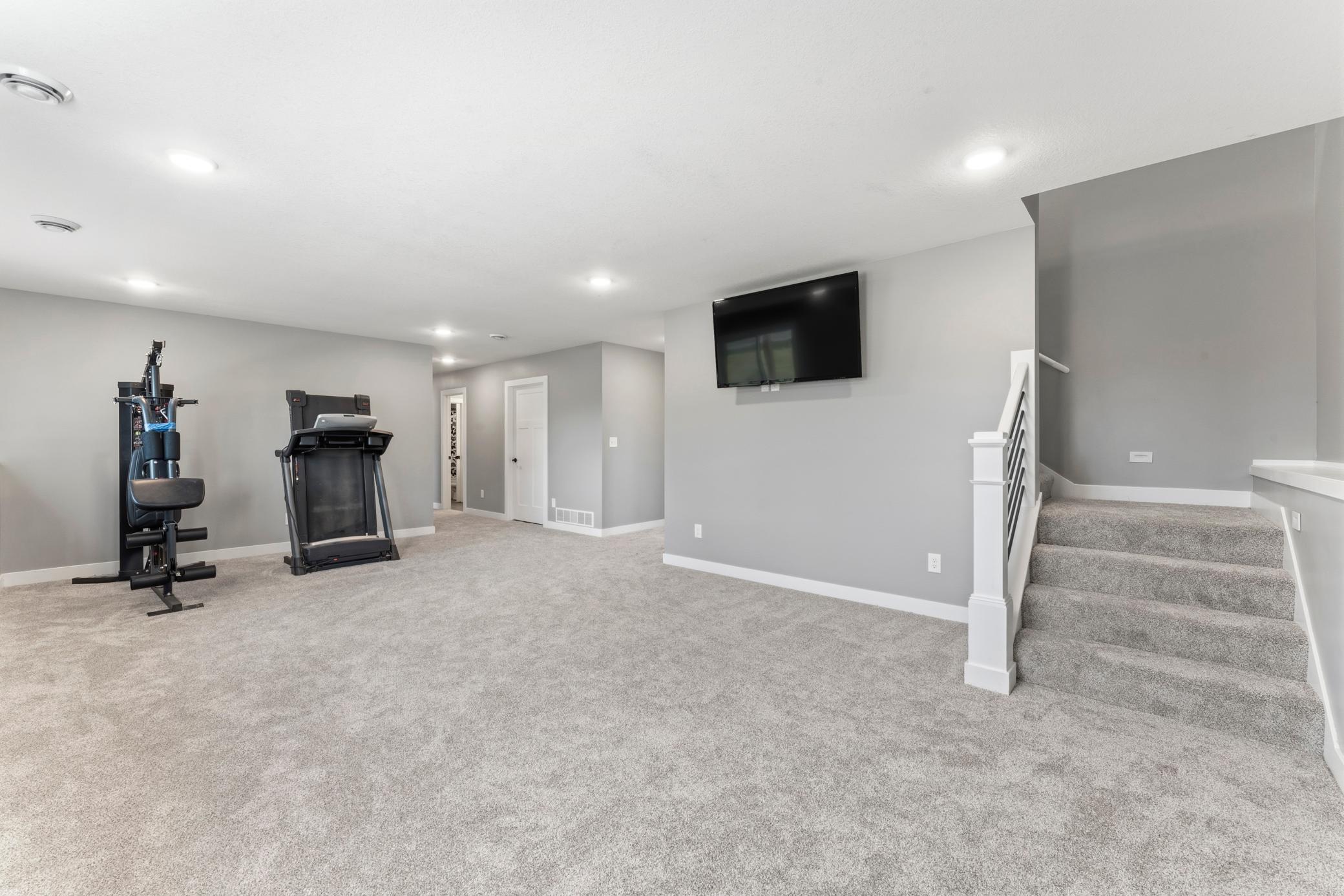 727 Towne Drive Ne Property Photo 5
