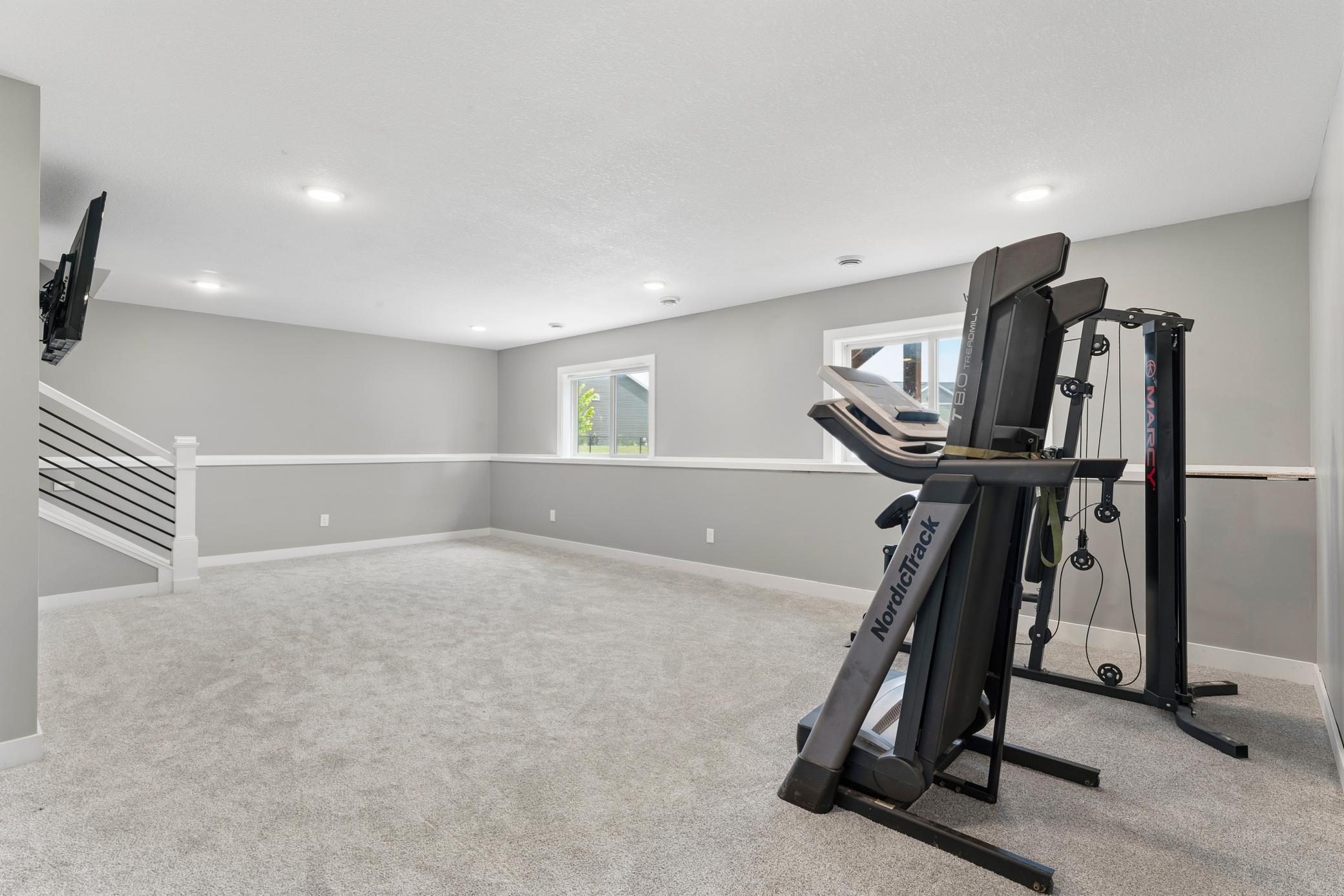 727 Towne Drive Ne Property Photo 7