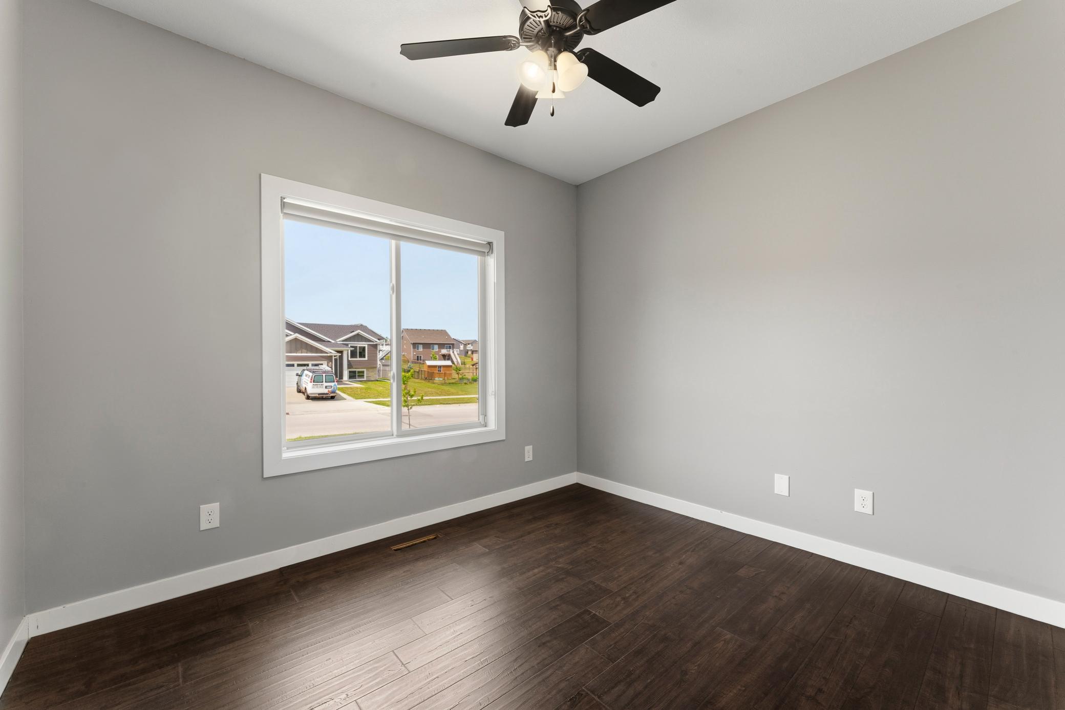 727 Towne Drive Ne Property Photo 34
