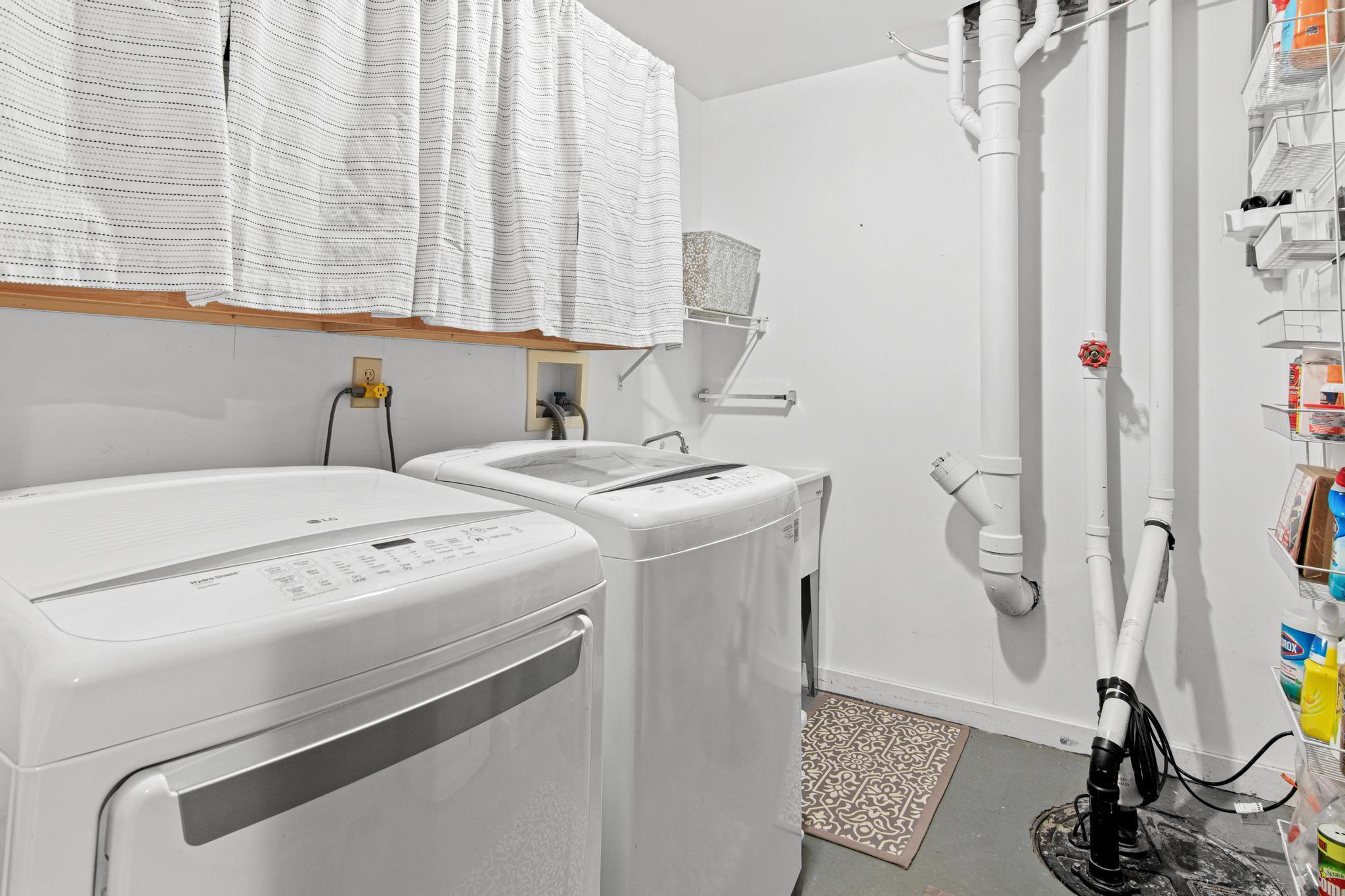 4930 Morehead Avenue Property Photo 39