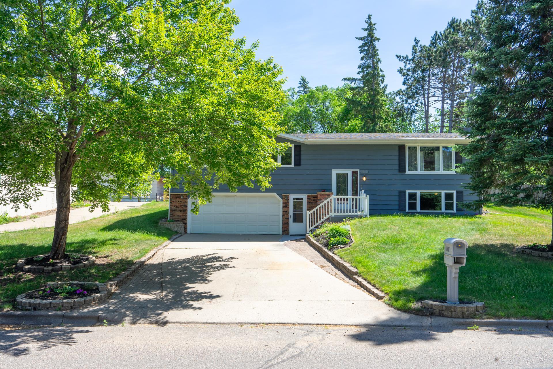1713 Graydon Avenue Property Photo 1