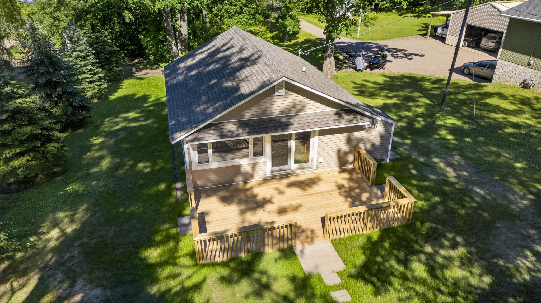 13800 Linden Tree Road Property Photo 1