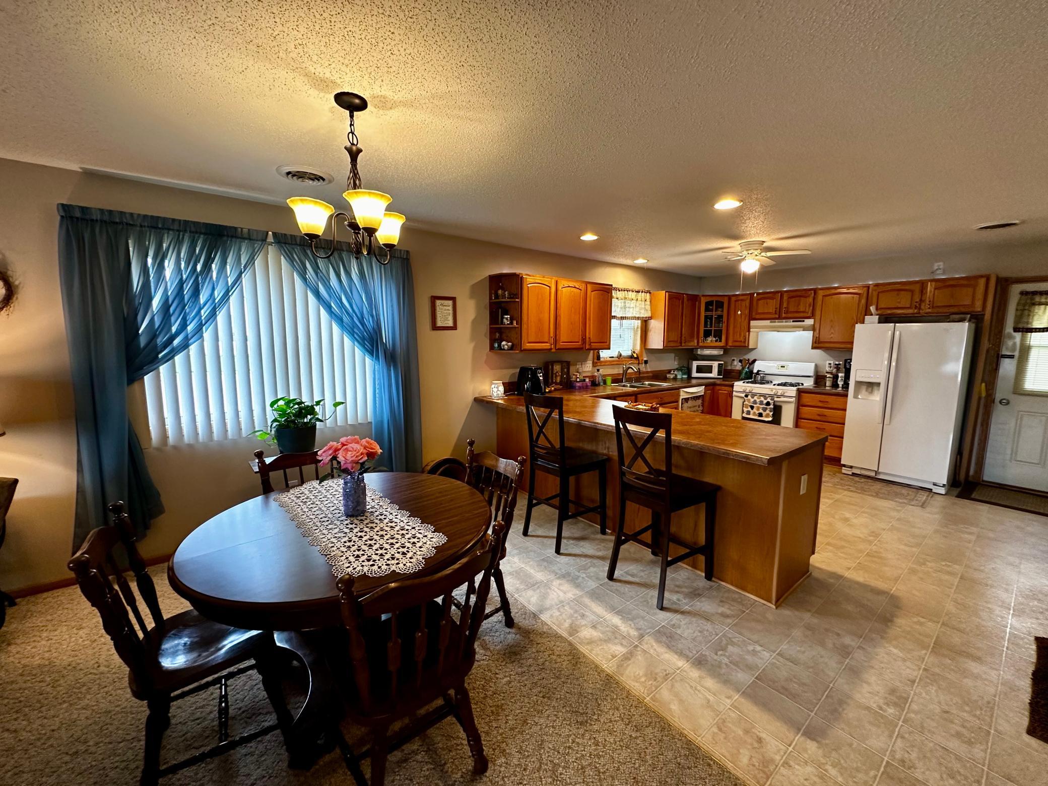305 E Fillmore Property Photo 5