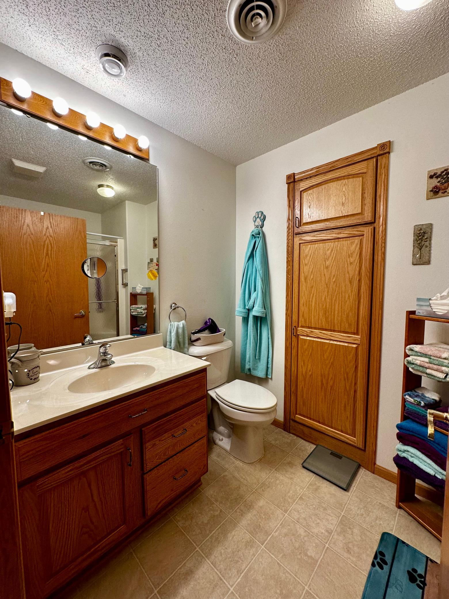 305 E Fillmore Property Photo 10